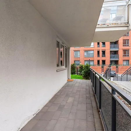 Luciano Old Town - City Center & Parking Apartment *